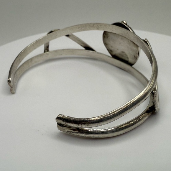 Vintage Southwestern Cuff Bracelet-Silver with Red Jasper like Style Stone - Picture 8 of 8